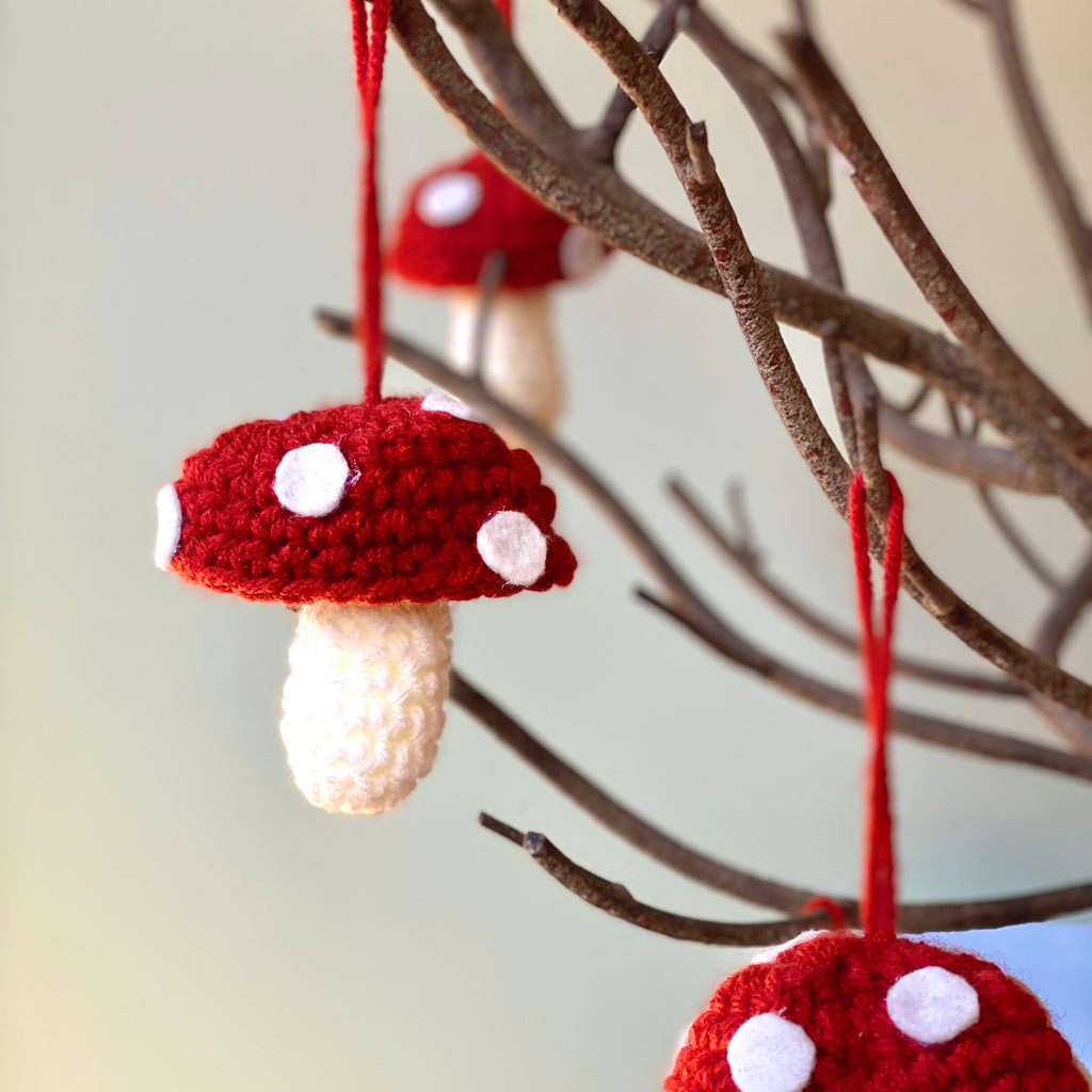 Tay Crochet - Crocheted Mushroom Ornaments