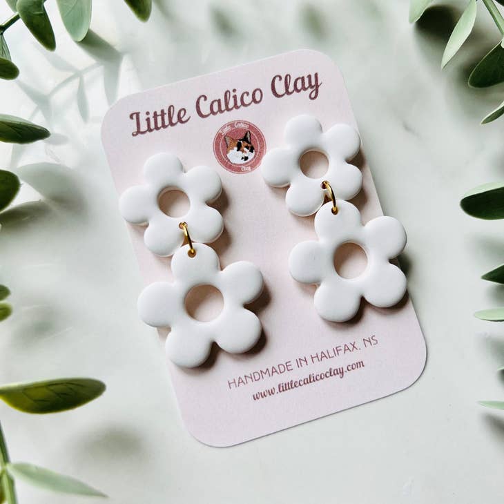 Little Calico Clay - Groovy Flower Dangle Earrings (White)