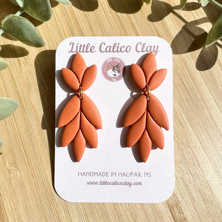 Little Calico Clay - Leafy Dangle Earrings (Creamsicle)